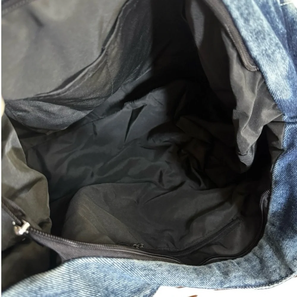 NWT Large Light Denim Tote Bag with Zip Top Closure! New! - Picture 7 of 10